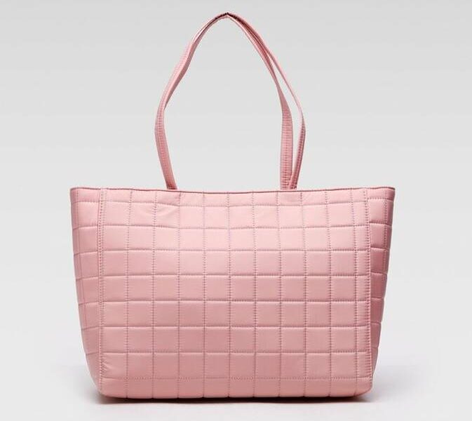 Fake Quilted bag – this bag has many views! Which one do you choose?